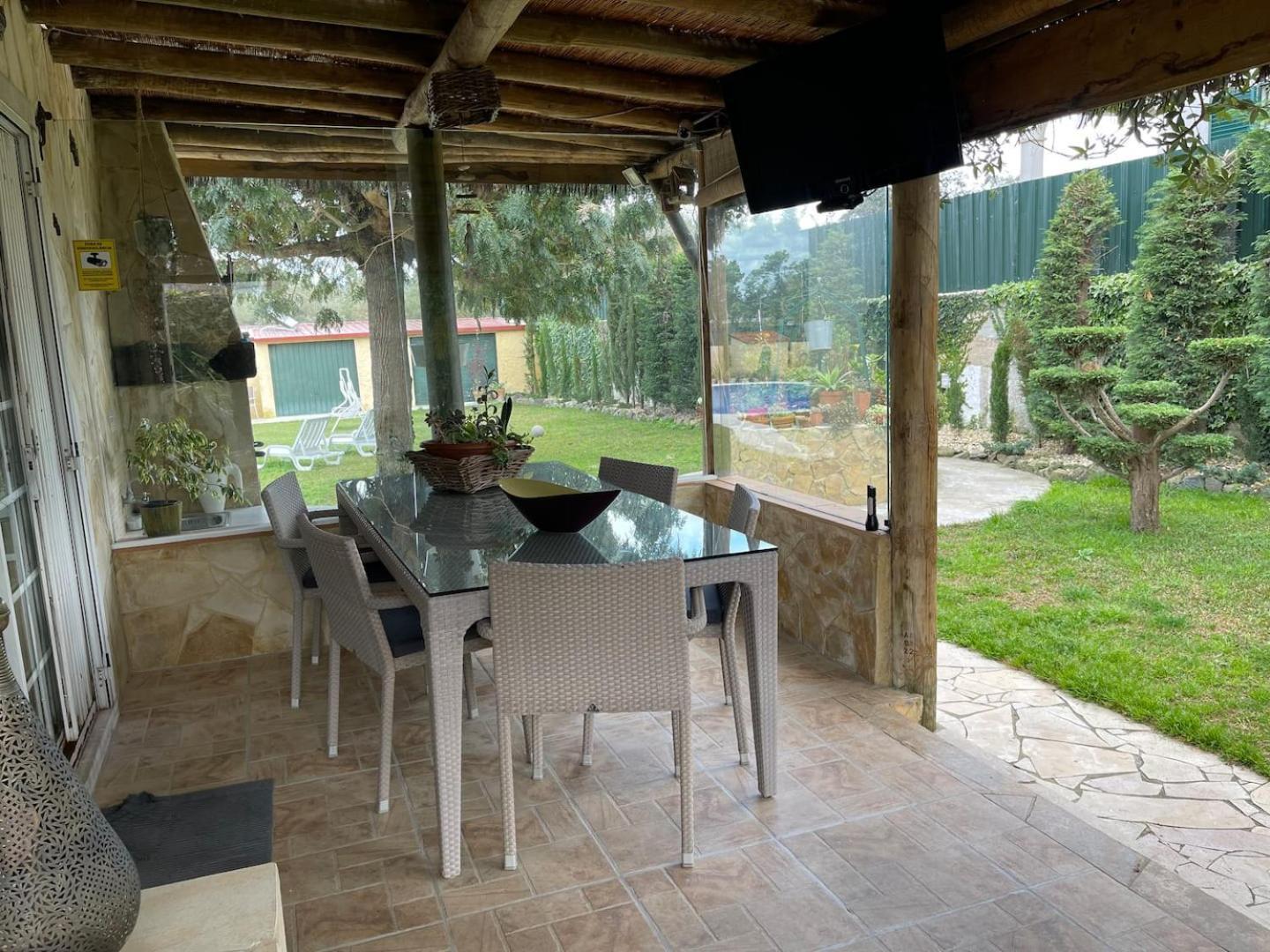 A Casa Do Lago Camarate  Buitenkant foto